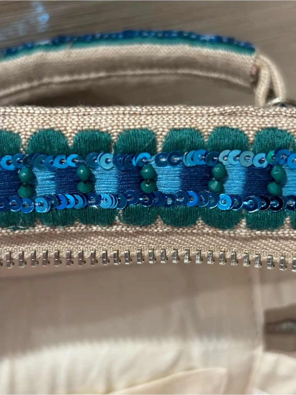 NWT Made in India beaded Crab & Shrimp Canvas Top-Handle Bag